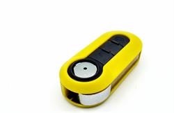 COVER ADATTABILE PER CHIAVE FIAT NEW 500/FIAT PUNTO EVO (GIALLO)